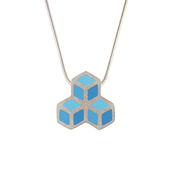 Cube trois pendant 2
