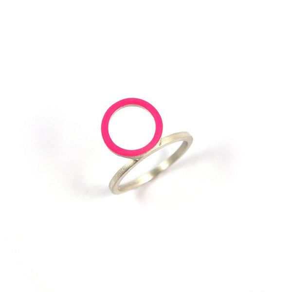 Cercle stackable ring