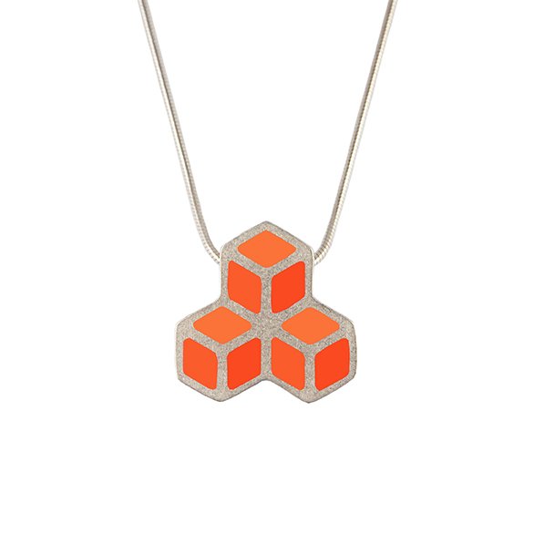 Cube trois pendant 2