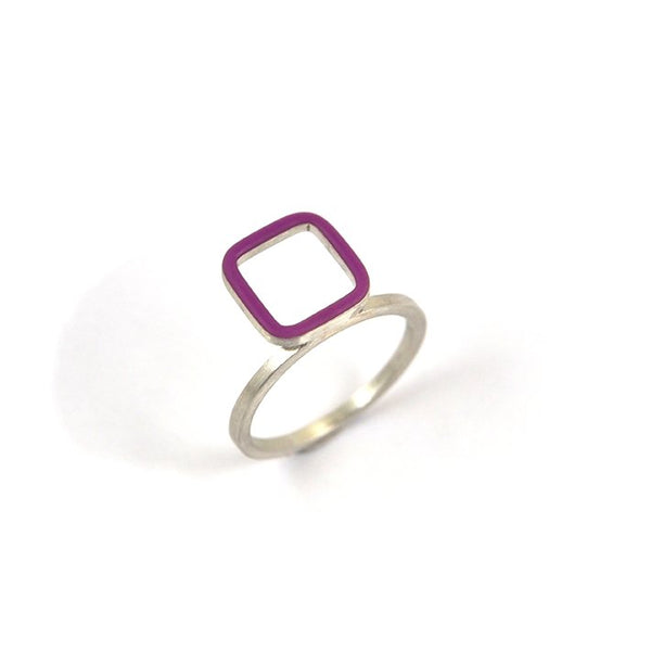 Carré stackable ring