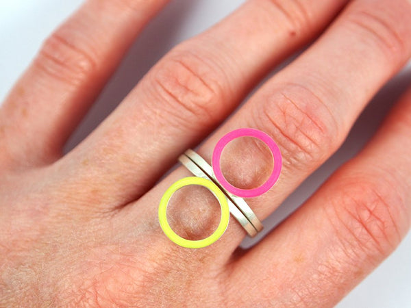 Cercle stackable ring